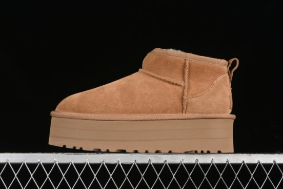 UGG Dakota 8CM Classic Wool Snow Boots with TREADLITE Outsole - 1135092-05