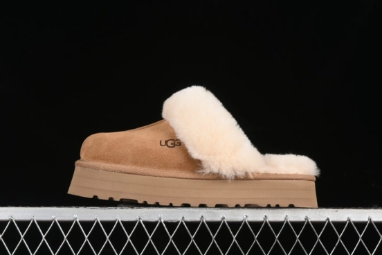UGG Dakota 3CM Classic Platform Snow Slippers with TREADLITE Technology - 1122550