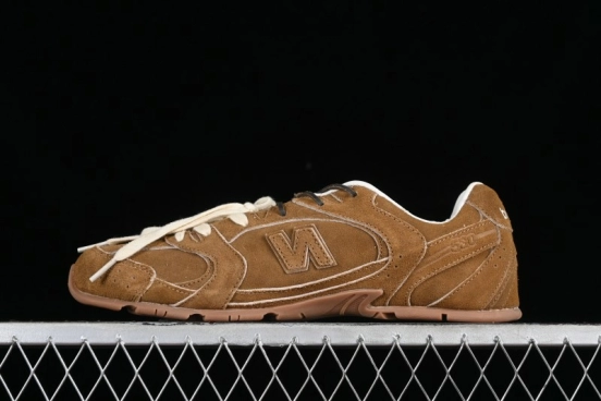 Miu Miu x New Balance 530 Low-Top Retro Running Sneakers with Deconstructed Design - AJD4