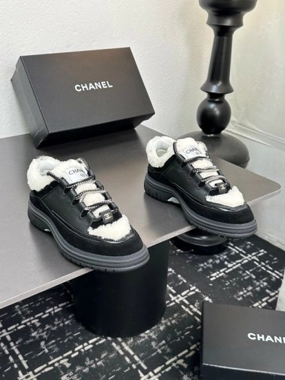 Chanel Spring/Summer 2025 Runway Thick Sole Sneakers - LY00320